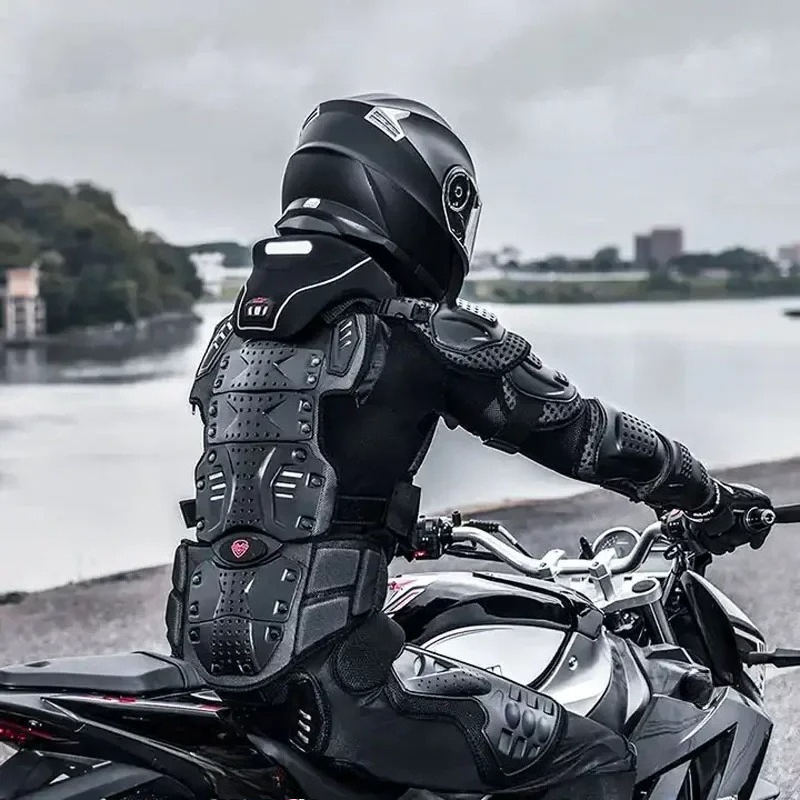 Giacca Protettiva Integrale SU - Mountain Biking Body Armour recensione e prezzo