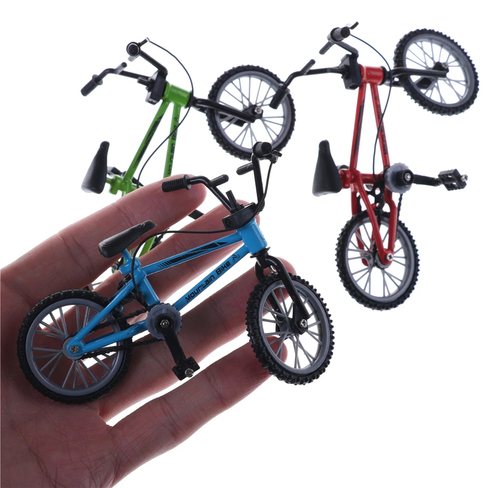 Bicicletta in Lega di Alta Qua - Picture Of Mountain Biking recensione e prezzo